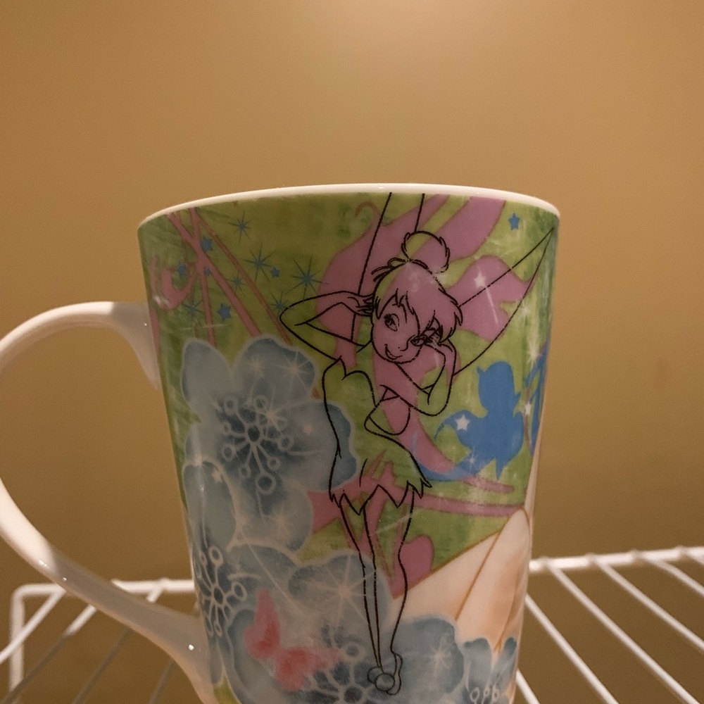 Two Jerry Leigh Tinkerbell Coffee Cups. - Picture 4 of 6